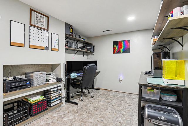 125 Shadowood Lane, Battle Creek, MI 49014