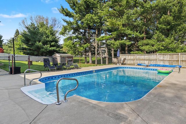 125 Shadowood Lane, Battle Creek, MI 49014