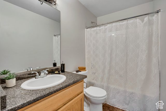 7887 S DOVE CREEK LN, West Jordan, UT 84081