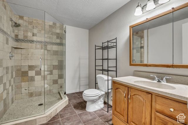 7887 S DOVE CREEK LN, West Jordan, UT 84081