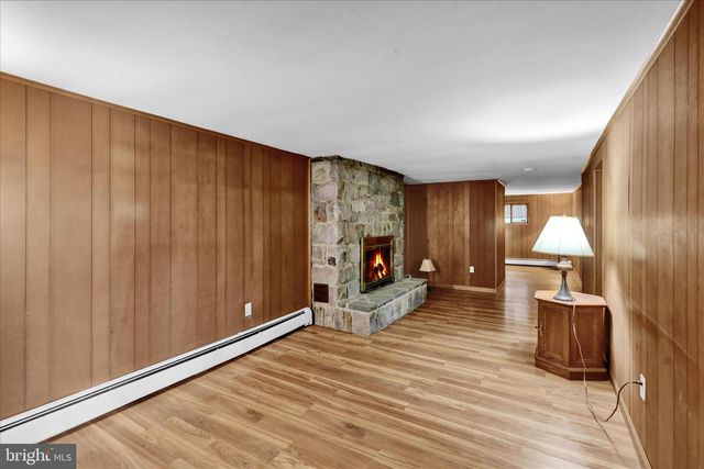 2422 HIGHLAND AVE, Reading, PA 19606