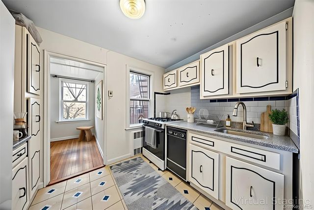 105-25 67th Road 4A, Forest Hills, NY 11375