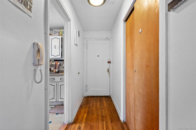 105-25 67th Road 4A, Forest Hills, NY 11375