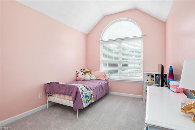 107 Chickadee ST, Moyock, NC 27958