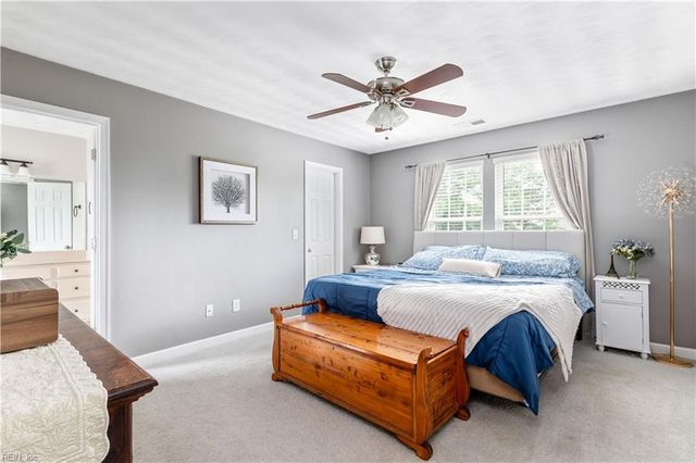 107 Chickadee ST, Moyock, NC 27958