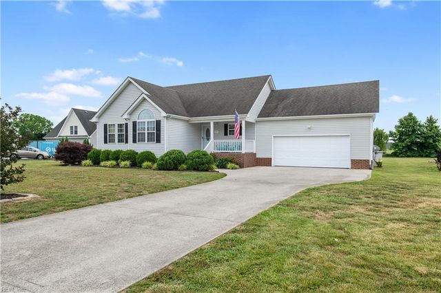 107 Chickadee ST, Moyock, NC 27958