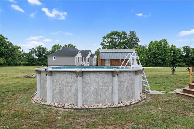 107 Chickadee ST, Moyock, NC 27958