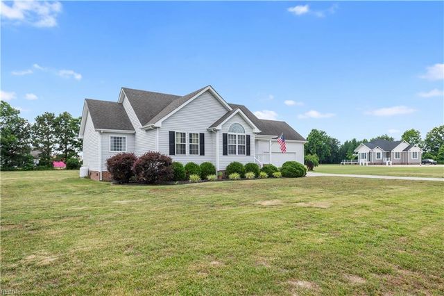 107 Chickadee ST, Moyock, NC 27958
