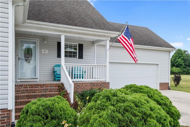 107 Chickadee ST, Moyock, NC 27958