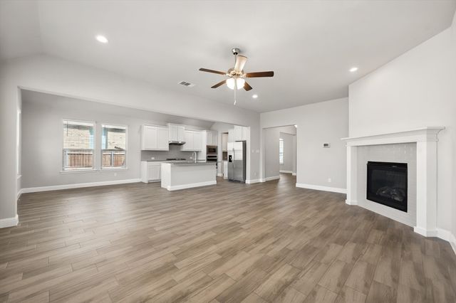 3636 Wintergreen Street, Grand Prairie, TX 76065