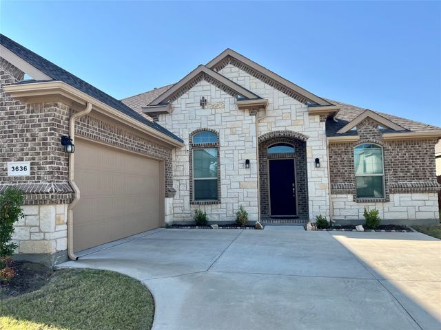 3636 Wintergreen Street, Grand Prairie, TX 76065