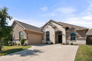 3636 Wintergreen Street, Grand Prairie, TX 76065