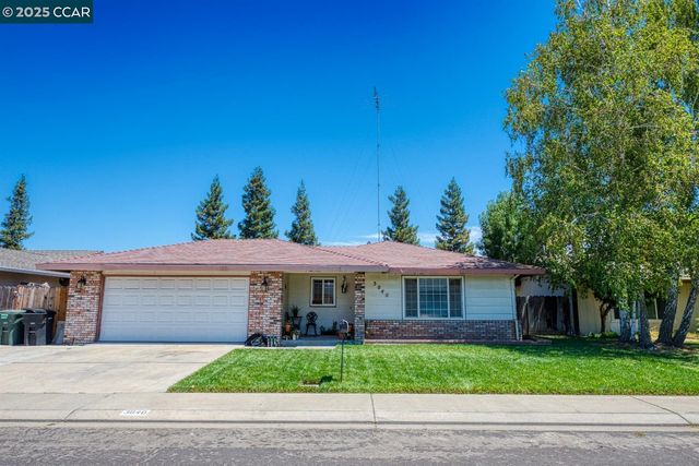 3040 Maplenut Ave., Modesto, CA 95350