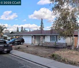 3040 Maplenut Ave., Modesto, CA 95350