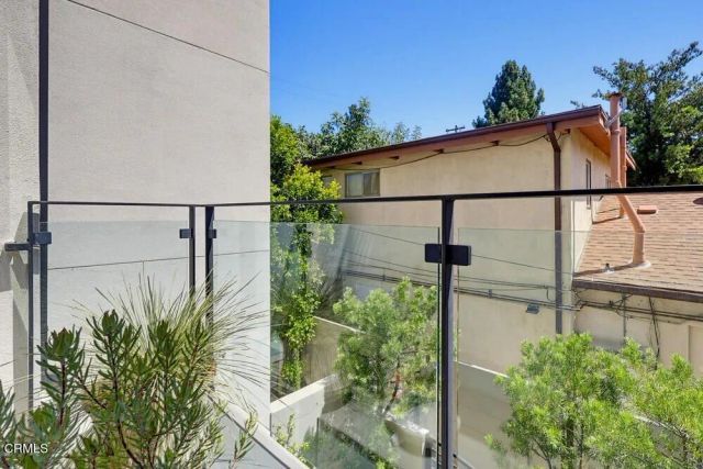 11618 Colfax Meadow Lane, Los Angeles, CA 91604