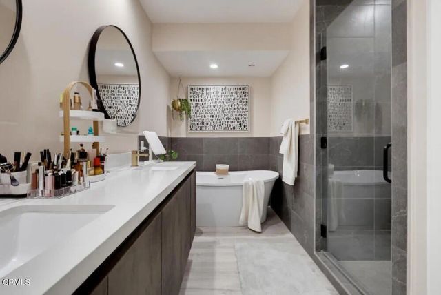 11618 Colfax Meadow Lane, Los Angeles, CA 91604