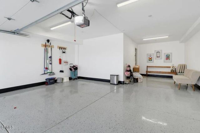 11618 Colfax Meadow Lane, Los Angeles, CA 91604