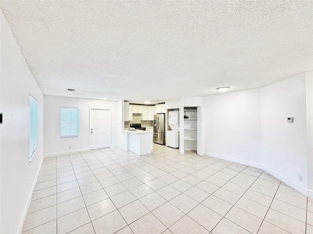 1136 NW 5th Court, Fort Lauderdale, FL 33311