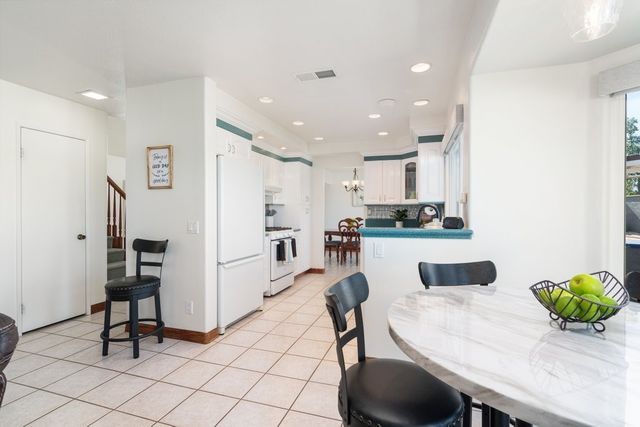 41045 Willowbend, Murrieta, CA 92563