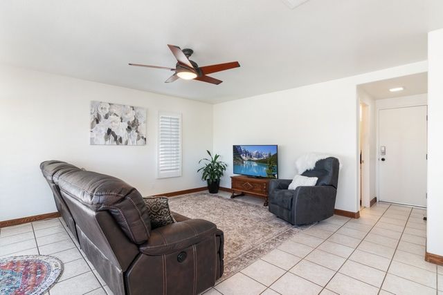 41045 Willowbend, Murrieta, CA 92563