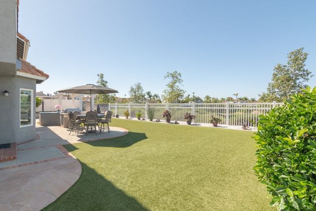 41045 Willowbend, Murrieta, CA 92563