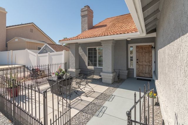 41045 Willowbend, Murrieta, CA 92563