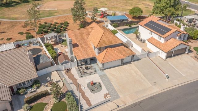 41045 Willowbend, Murrieta, CA 92563
