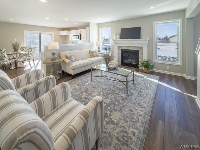 160 Cloverleaf Court 2, Cheektowaga, NY 14043