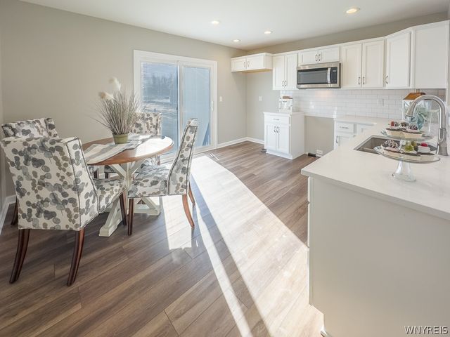 160 Cloverleaf Court 2, Cheektowaga, NY 14043