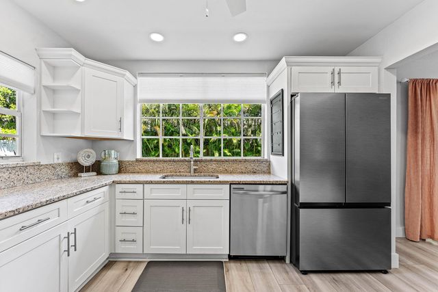 233 LAKE Terrace, Delray Beach, FL 33444