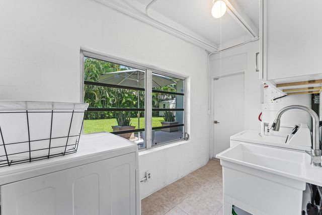 233 LAKE Terrace, Delray Beach, FL 33444