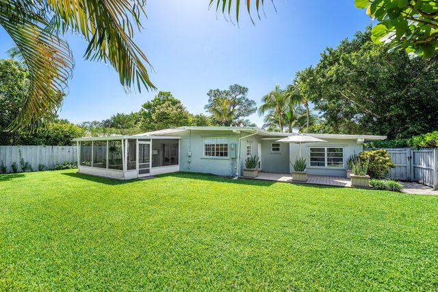233 LAKE Terrace, Delray Beach, FL 33444