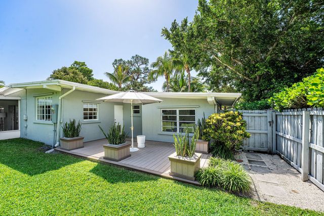 233 LAKE Terrace, Delray Beach, FL 33444