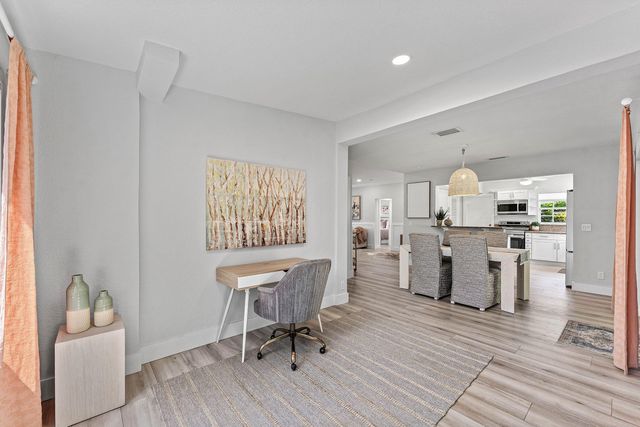 233 LAKE Terrace, Delray Beach, FL 33444