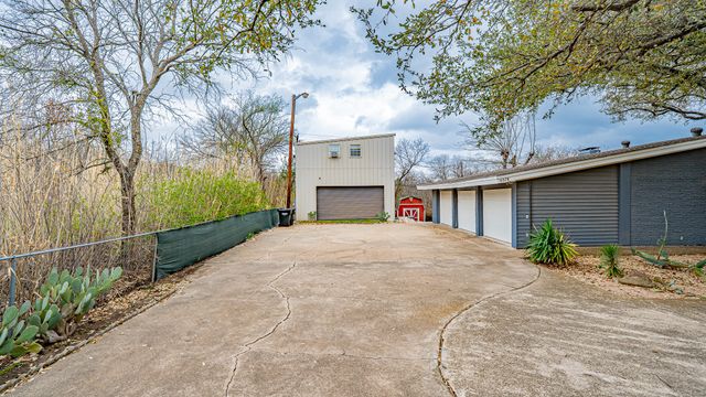 5578 Tiger Trail, Fort Worth, TX 76126