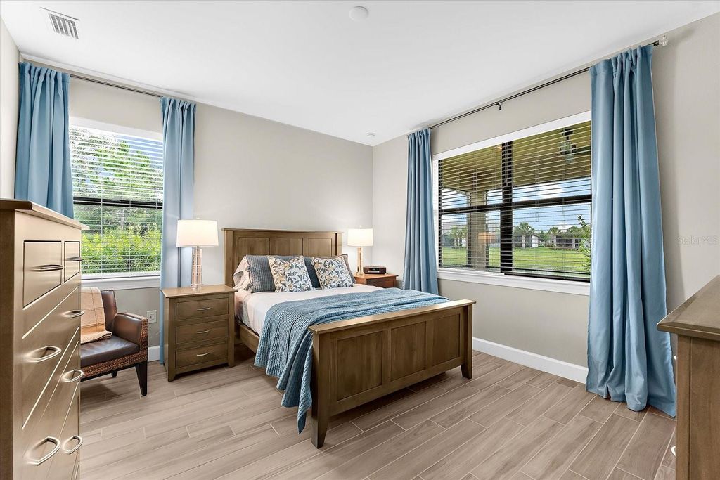 Image 4 of property listing at 6791 ALSTEAD CIRCLE, Lakewood Ranch, FL 34202