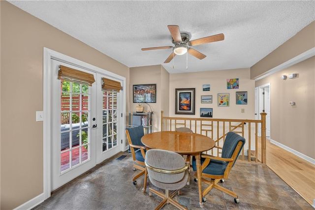 7114 NW Rhode Avenue, Kansas City, MO 64152