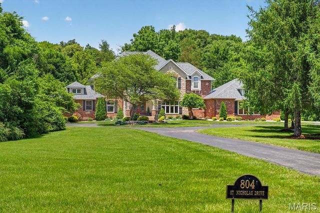 804 Saint Nicholas Drive, O'fallon, IL 62269