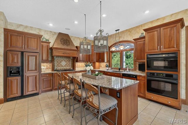 804 Saint Nicholas Drive, O'fallon, IL 62269
