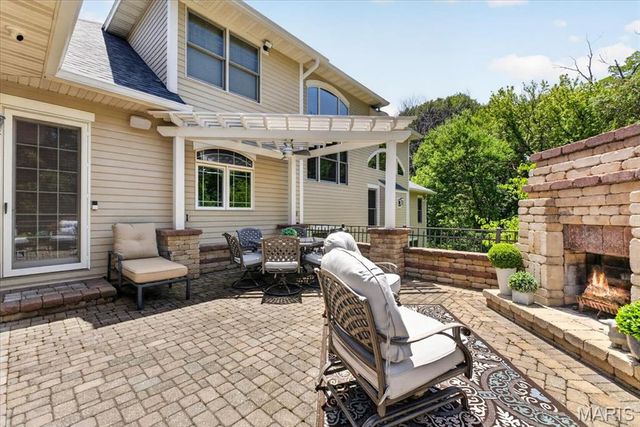 804 Saint Nicholas Drive, O'fallon, IL 62269