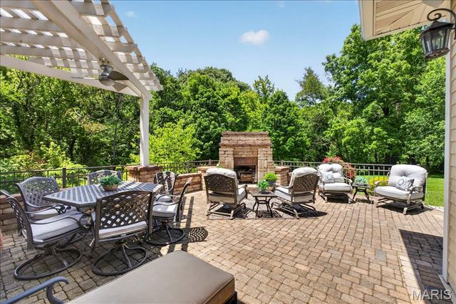 804 Saint Nicholas Drive, O'fallon, IL 62269