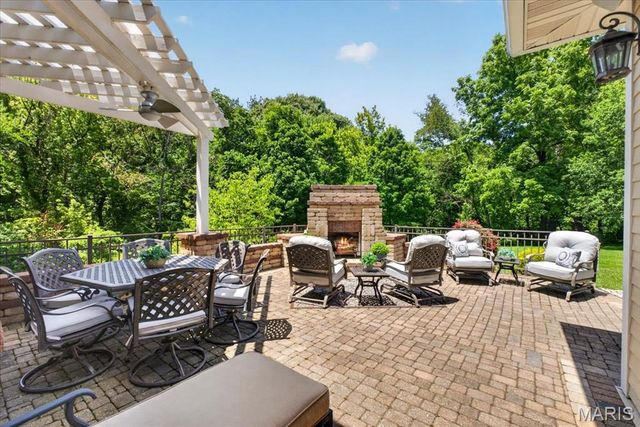 804 Saint Nicholas Drive, O'fallon, IL 62269