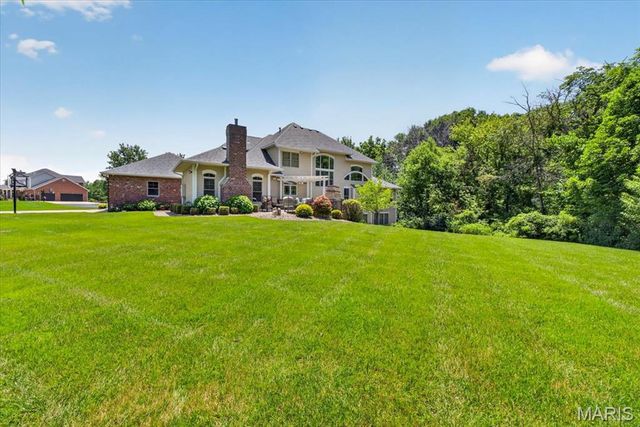 804 Saint Nicholas Drive, O'fallon, IL 62269