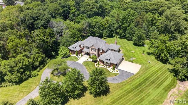 804 Saint Nicholas Drive, O'fallon, IL 62269