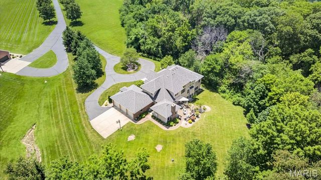 804 Saint Nicholas Drive, O'fallon, IL 62269