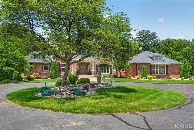 804 Saint Nicholas Drive, O'fallon, IL 62269