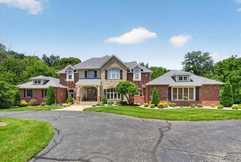 804 Saint Nicholas Drive, O'fallon, IL 62269