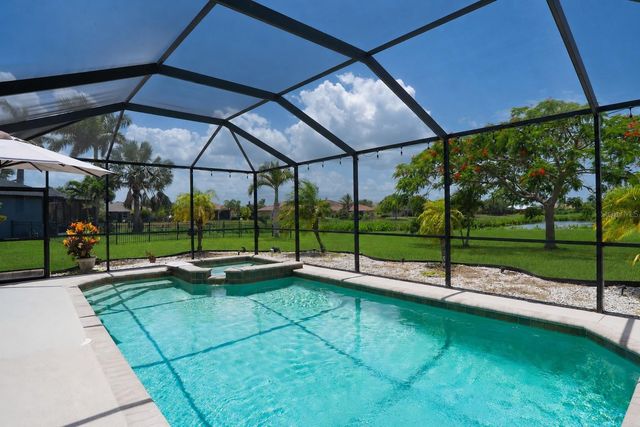 360 HOPE BAY LOOP, Apollo Beach, FL 33572