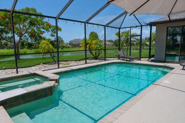 360 HOPE BAY LOOP, Apollo Beach, FL 33572