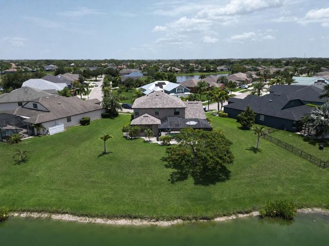 360 HOPE BAY LOOP, Apollo Beach, FL 33572